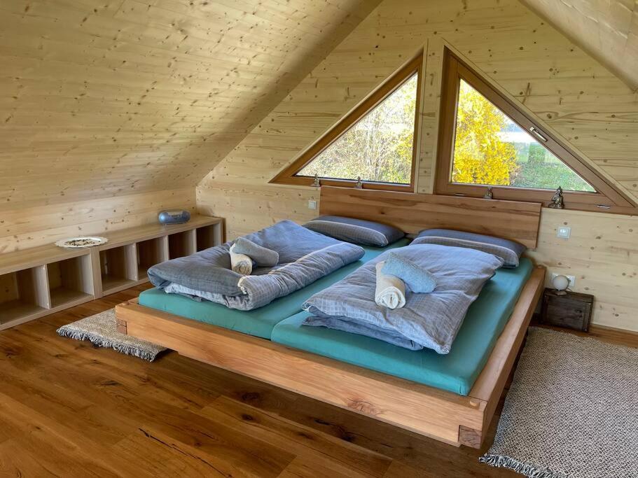 Zweistoeckiges Natur-Holzhaus Mit Berg- & Seesicht Horgenzell Luaran gambar