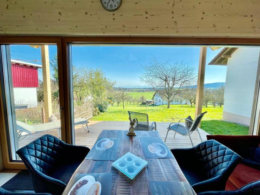 Zweistoeckiges Natur-Holzhaus Mit Berg- & Seesicht Horgenzell Luaran gambar